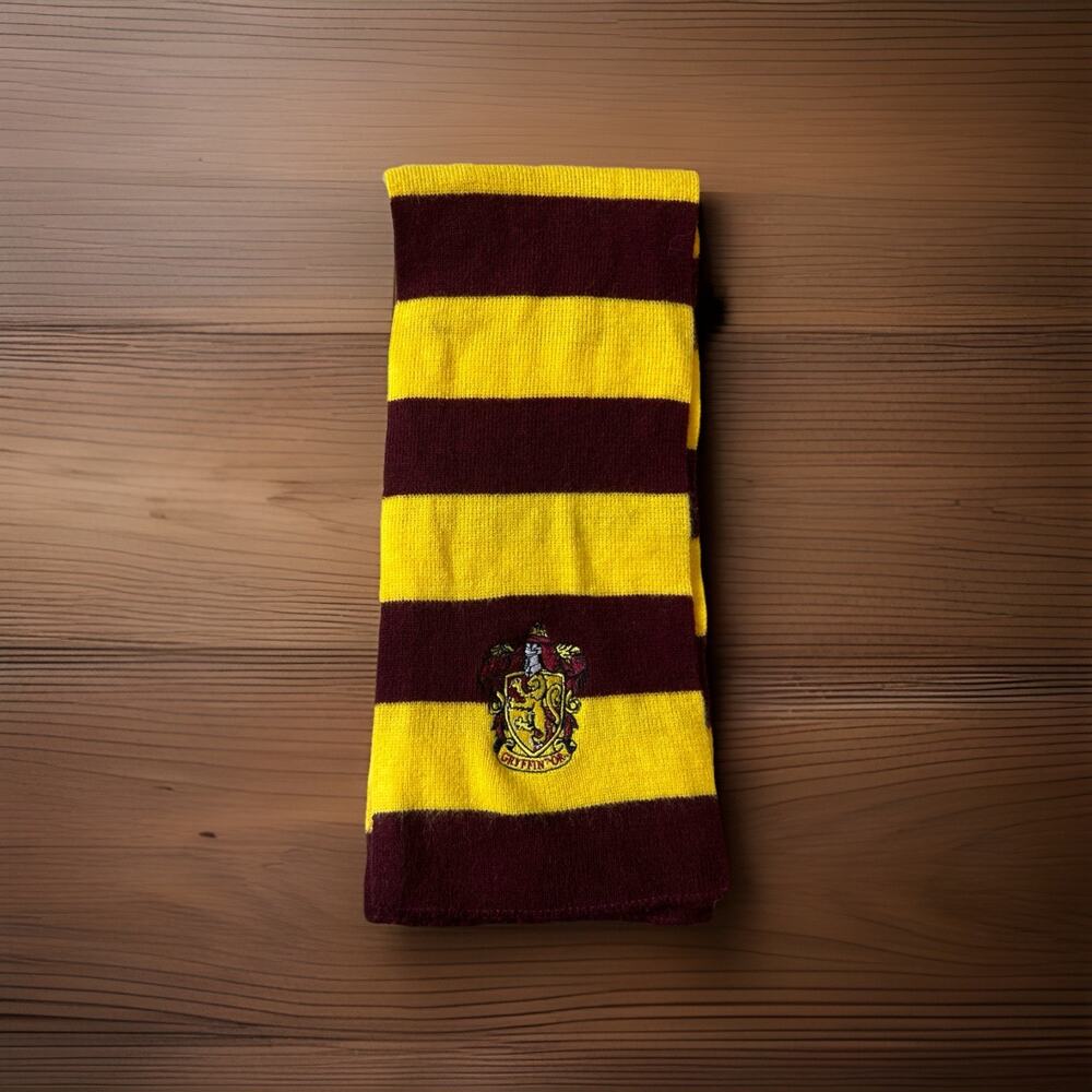 Harry Potter Gryffindor House Knit Costume 67’’ Scarf Halloween Maroon Yellow